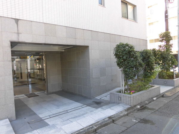 【レックス湘南藤沢レジデンス】エントランス