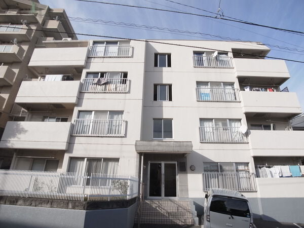 戸塚サンコーポ 3枚目 戸塚サンコーポ