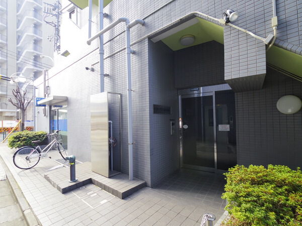 【ダイホープラザ高田馬場Ⅱ】エントランス部分