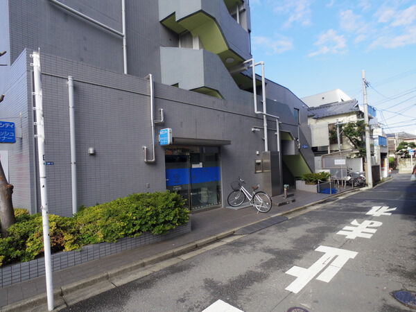 【ダイホープラザ高田馬場Ⅱ】前面道路部分