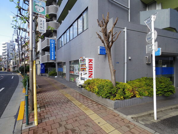【ダイホープラザ高田馬場Ⅱ】前面道路部分２