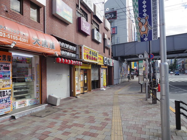 【タックイレブン高田馬場】前面道路