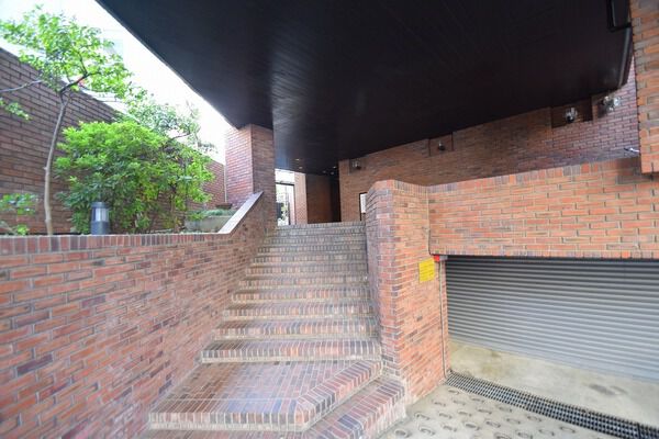 【ベルテ原宿】エントランス 【ベルテ原宿】エントランス