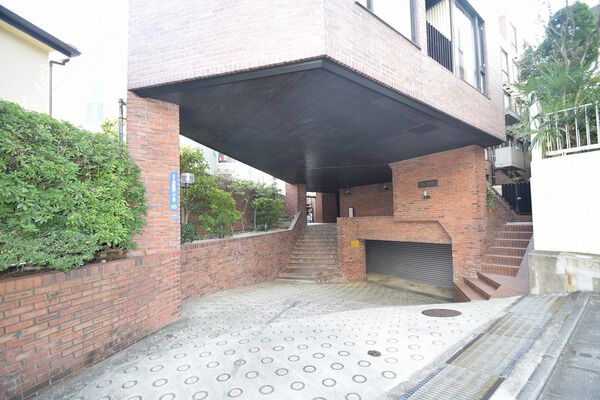 【ベルテ原宿】エントランス2 【ベルテ原宿】エントランス2