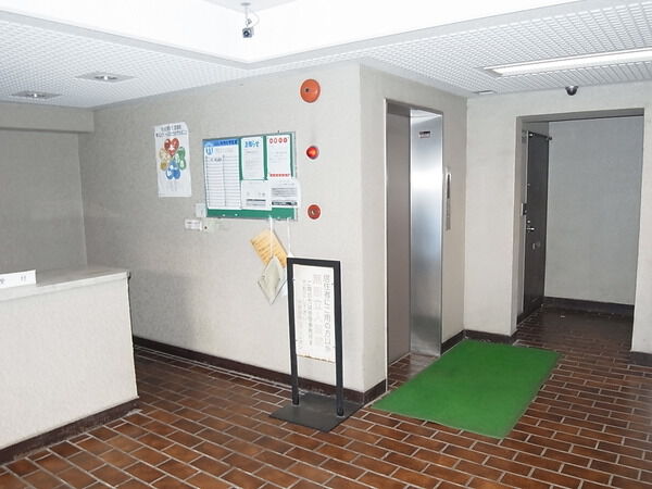 【中銀御殿山マンシオン】共用部分(エントランス) 【中銀御殿山マンシオン】共用部分(エントランス)