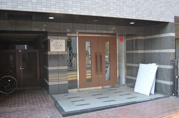【クレアシオン南大塚】エントランス