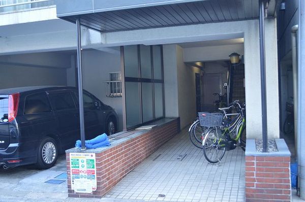 【ニューハイツ大塚】エントランス