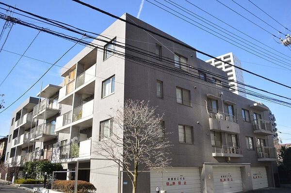 【ラセーヌ２３上池袋】建物外観