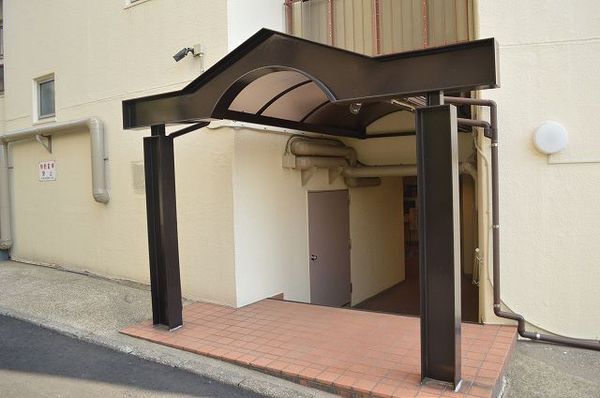 【新大塚共同住宅】エントランス 【新大塚共同住宅】エントランス
