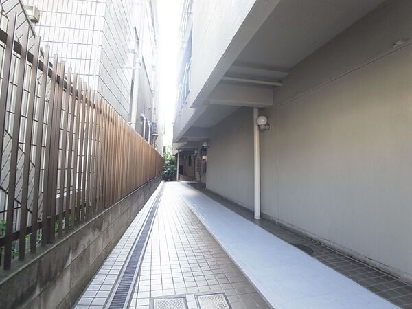 ドミニ目黒 2枚目 ドミニ目黒