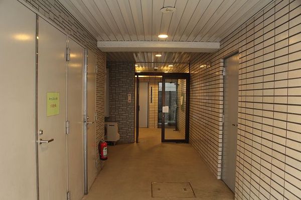 【東海キャッスル小林ビル】建物入口