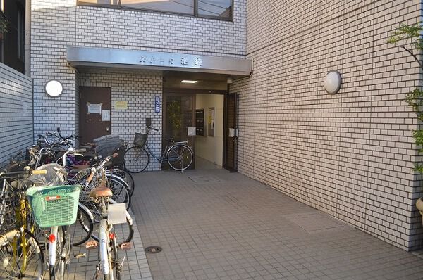 【ストーク池袋】エントランス