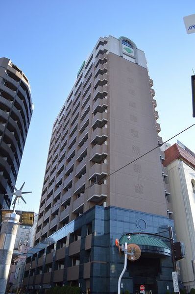 【パレステュディオ池袋駅前】建物外観