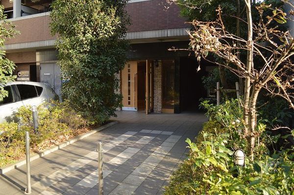【プレール南池袋】エントランスアプローチ