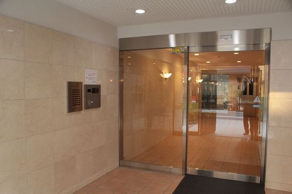 【ユニーブル南池袋】エントランス 【ユニーブル南池袋】エントランス