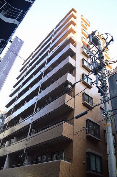 【ライオンズマンション池袋第3】建物外観
