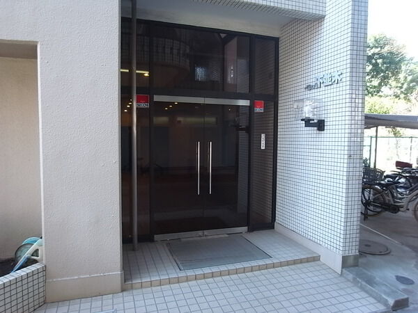 ベルハイム下並木