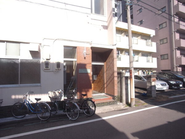 中島レジデンス 2枚目 中島レジデンス