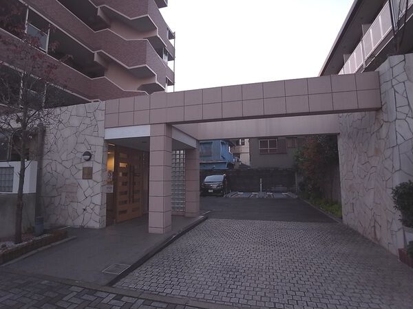 【サンクレイドル鶴見】エントランス