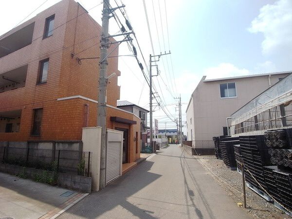 【スカイコート所沢】外観写真