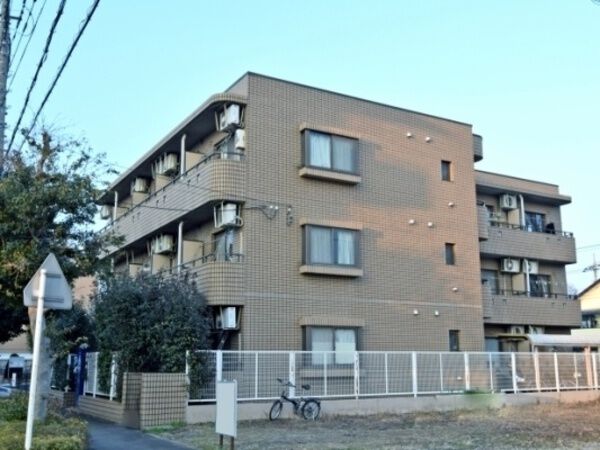 【パレ・ドール東所沢】外観写真