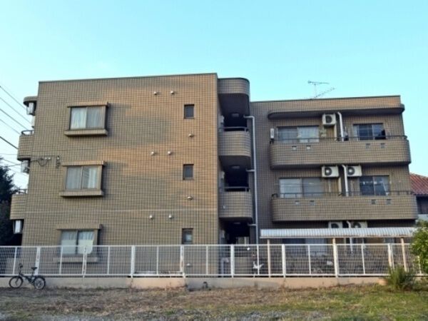 【パレ・ドール東所沢】外観写真