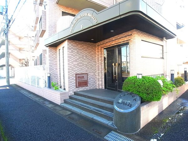 【ダイアパレス東川口Ⅱ】マンションエントランス