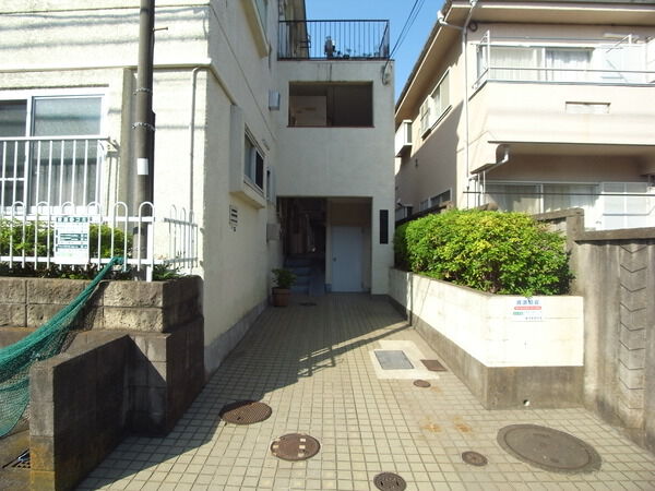 クリスタルハイツ町田2 3枚目 クリスタルハイツ町田2