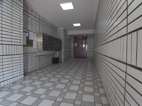 【シャトレー町田ガーデン】ロビー 【シャトレー町田ガーデン】ロビー