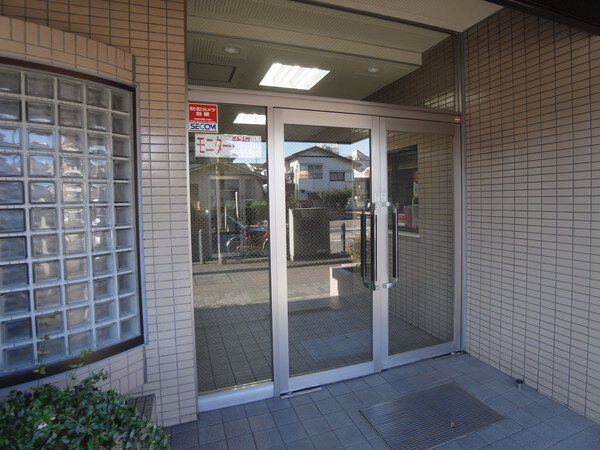 【相模原レックスハイツ】エントランス入口 【相模原レックスハイツ】エントランス入口