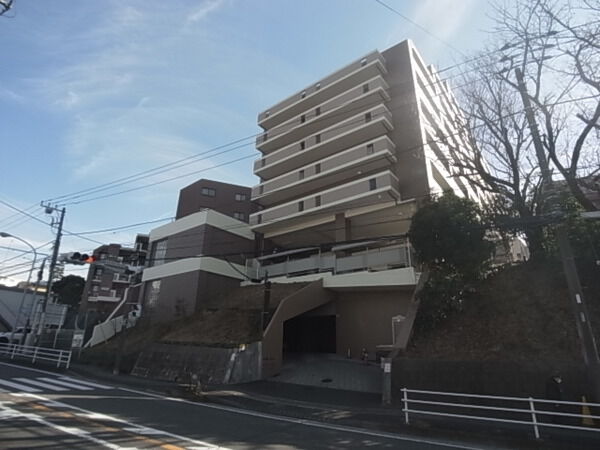 【ユニーブル東戸塚】外観写真