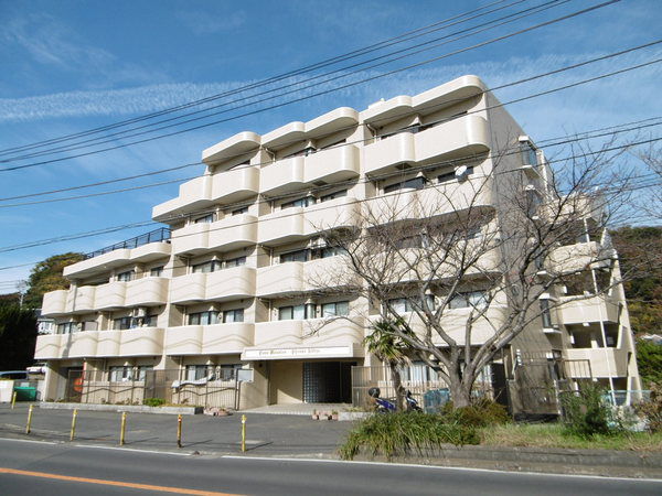 【ライオンズマンション湘南秋谷】外観写真