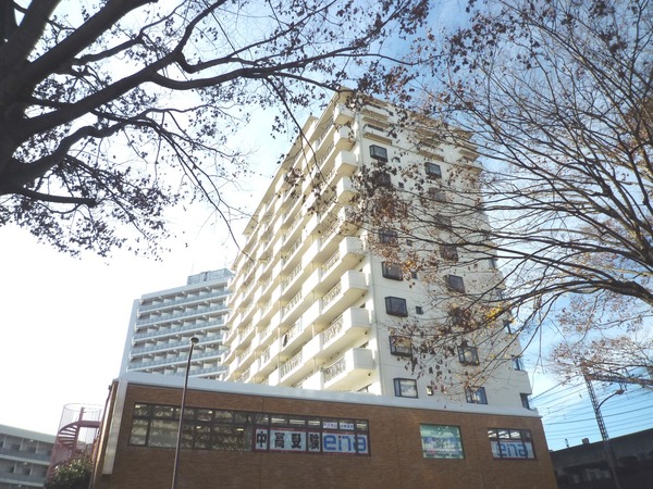 【京王高尾マンション】外観写真 【京王高尾マンション】外観写真