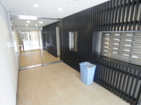 【プライブ荻窪】エントランス