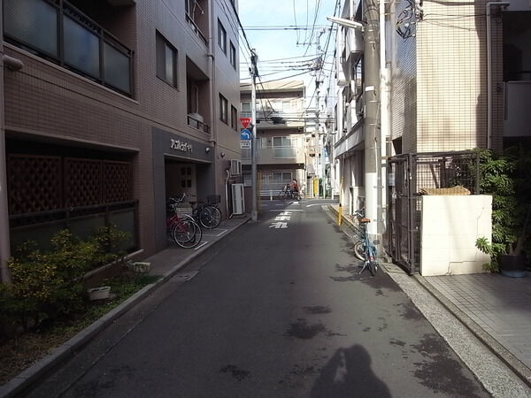 【アップルウェイ中町】前面道路