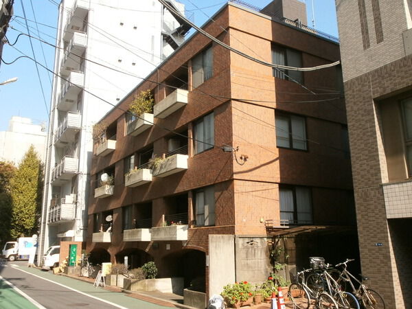 【エクセル三鷹】外観写真