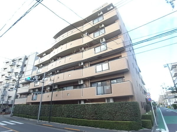 【クリオ三鷹弐番館】外観写真