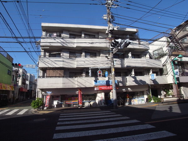 【センチュリー三鷹】外観写真