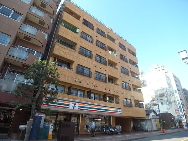 【トーカン三鷹マンション】外観写真