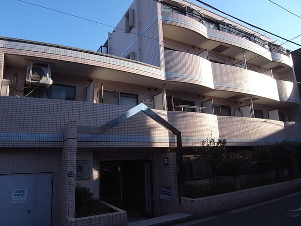 【メゾンドマニエール】外観写真