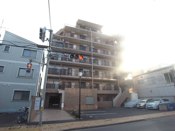 【モナークサンシティ三鷹】外観写真 【モナークサンシティ三鷹】外観写真