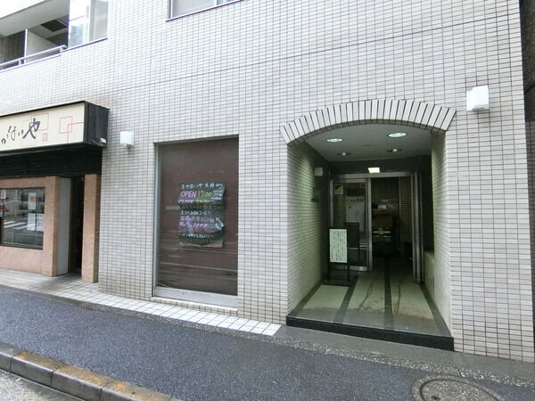 【コスモ大井町】エントランス 【コスモ大井町】エントランス