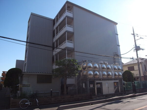 【興栄マンションしらはた】外観写真