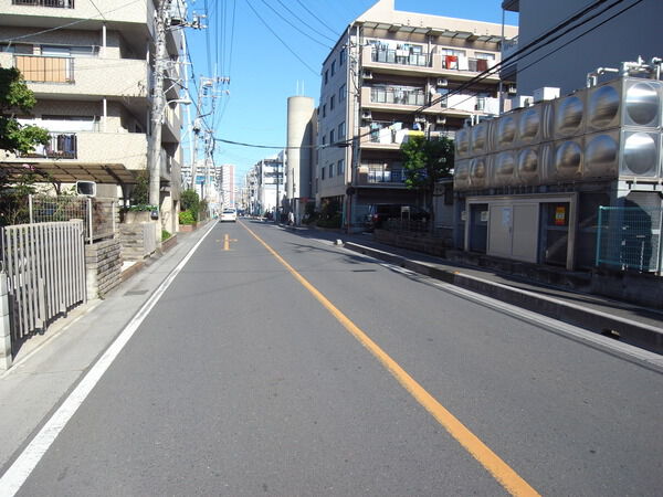 【興栄マンションしらはた】前面道路