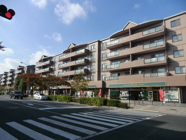 【グランデュオ本牧】外観