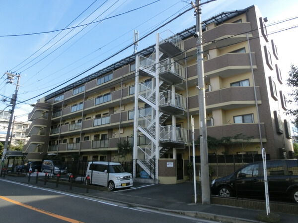 【ダイアパレスグランルーヴル本牧元町】外観写真2 【ダイアパレスグランルーヴル本牧元町】外観写真2