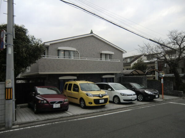 【パークハイム山手台】外観写真