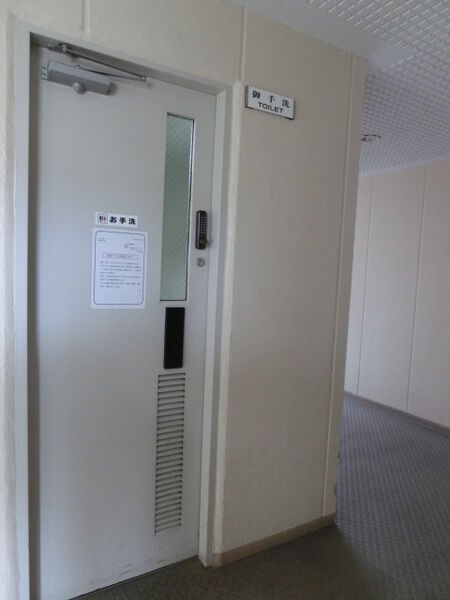 【ベイツ本牧】エレベーターホール