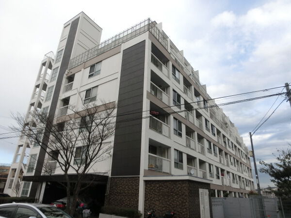 【山手第3コーポラス】外観写真
