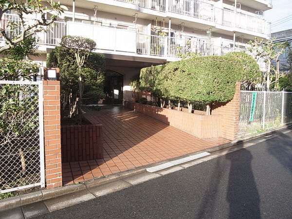 ソフィア西新井